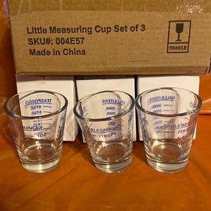 Measuring cups X3, (shot glasses)